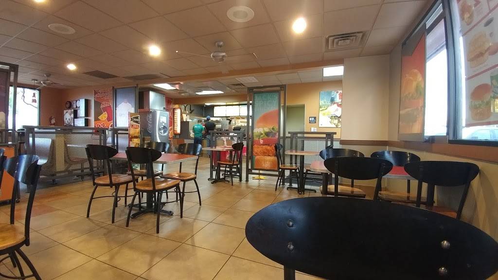 Jack in the Box | restaurant | 6352 Lake Worth Blvd, Lake Worth, TX 76135, USA | 8172371062 OR +1 817-237-1062