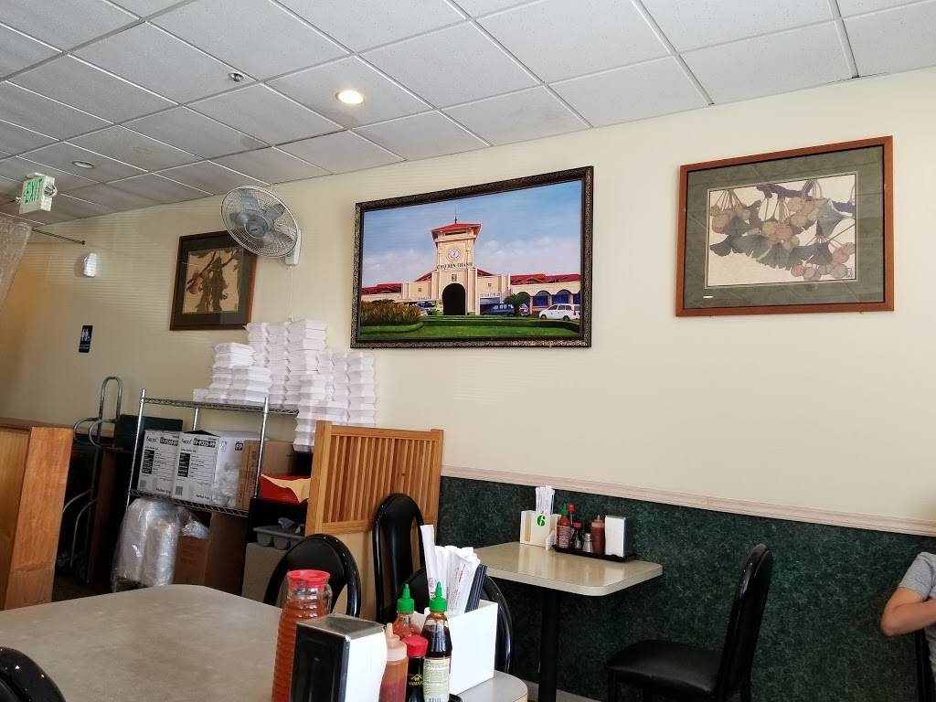 Bánh Cuốn Tây Hồ Restaurant | restaurant | 6840 65th St #125, Sacramento, CA 95828, USA | 9163951188 OR +1 916-395-1188