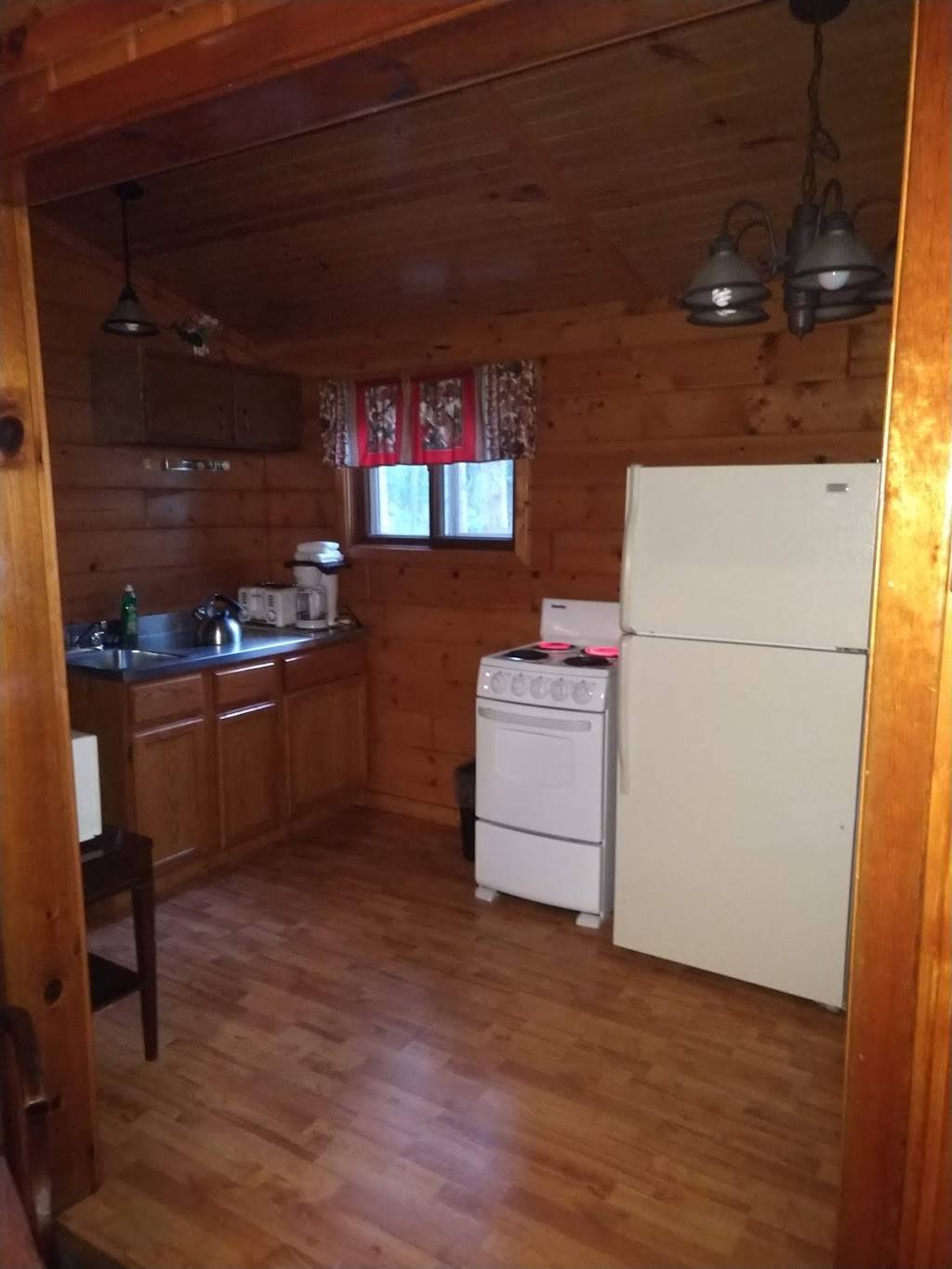 Legs Inn | restaurant | 6425 N Lake Shore Dr, Cross Village Township, MI 49723, USA | 2315262281 OR +1 231-526-2281