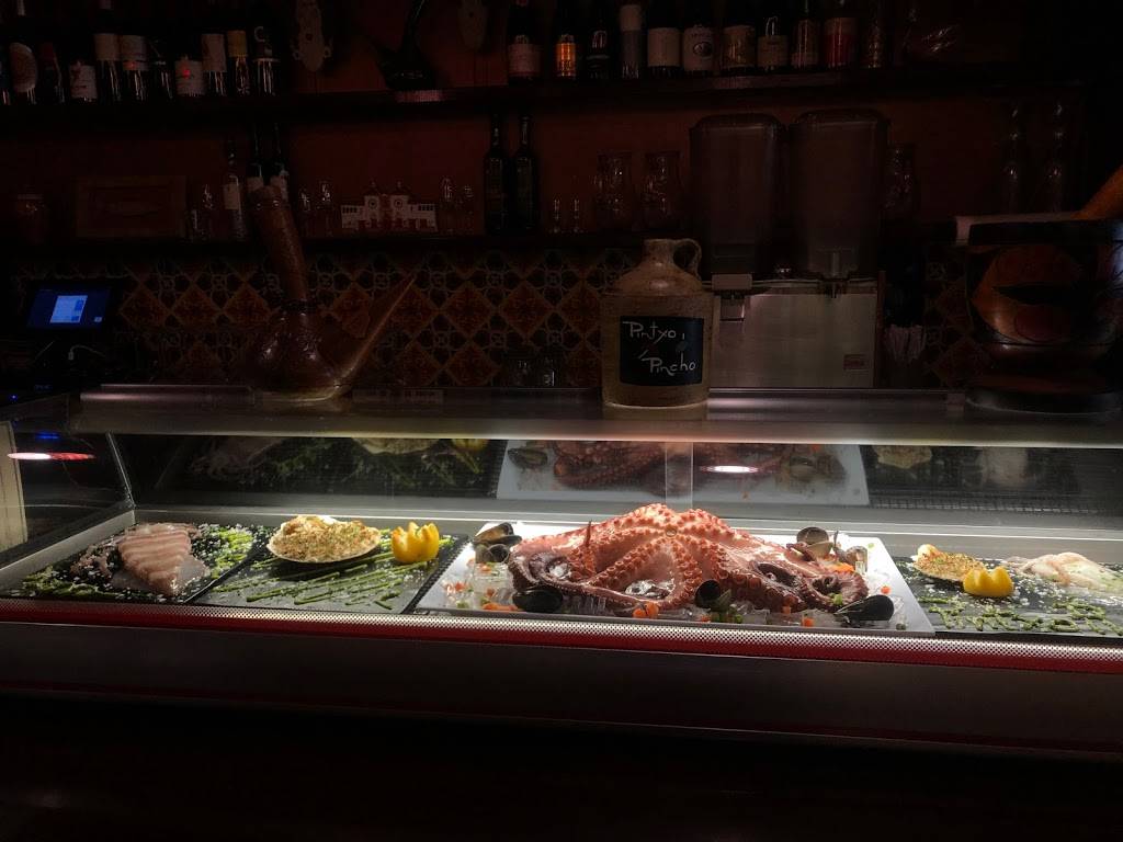 Pintxo Pincho Tapas Bar | restaurant | 385 Main St, Woburn, MA 01801, USA | 7819321379 OR +1 781-932-1379