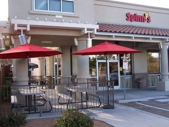 Spinns Burger & Beer | restaurant | 4411 Montaño Rd NW, Albuquerque, NM 87120, USA | 5058996180 OR +1 505-899-6180