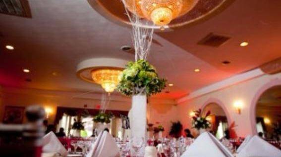 Lusitano Restaurant & Royal Gardens Banquet Facility | restaurant | 822 King Philip St, Fall River, MA 02724, USA | 5086729104 OR +1 508-672-9104