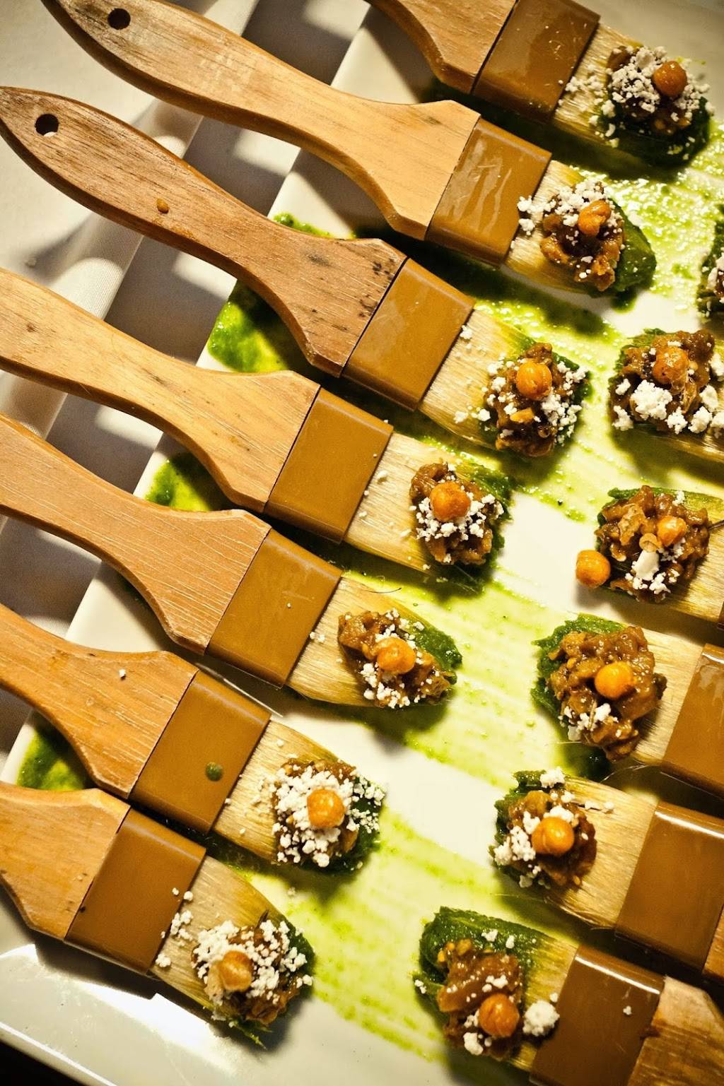 Cutting Edge Cuisine | restaurant | 7400 Telegraph Rd, Bloomfield Hills, MI 48301, USA | 2488253343 OR +1 248-825-3343