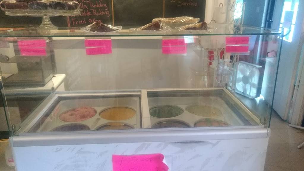 Dabbys Grill | restaurant | 700 E Church St, Atkinson, NC 28421, USA | 9102837680 OR +1 910-283-7680