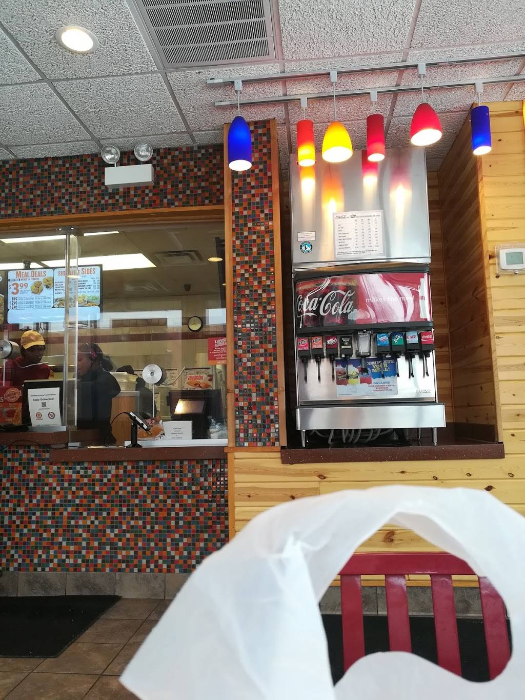 Popeyes Louisiana Kitchen | restaurant | 7617 S Racine Ave, Chicago, IL 60620, USA | 7737330077 OR +1 773-733-0077