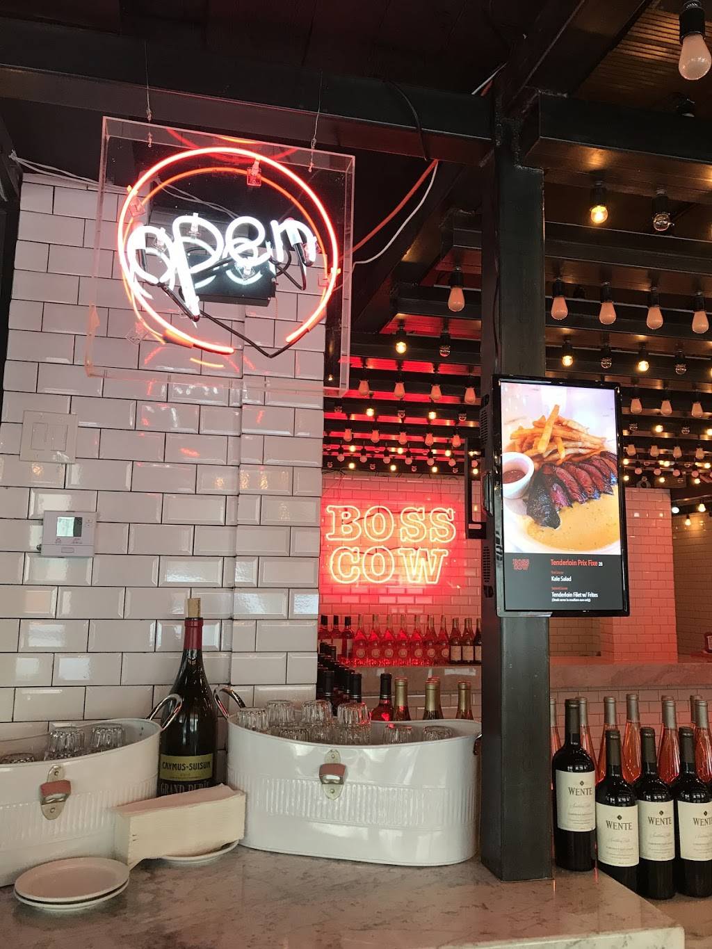 Boss Cow Restaurant | restaurant | 1036 S Miami Ave, Miami, FL 33130, USA | 7862189698 OR +1 786-218-9698