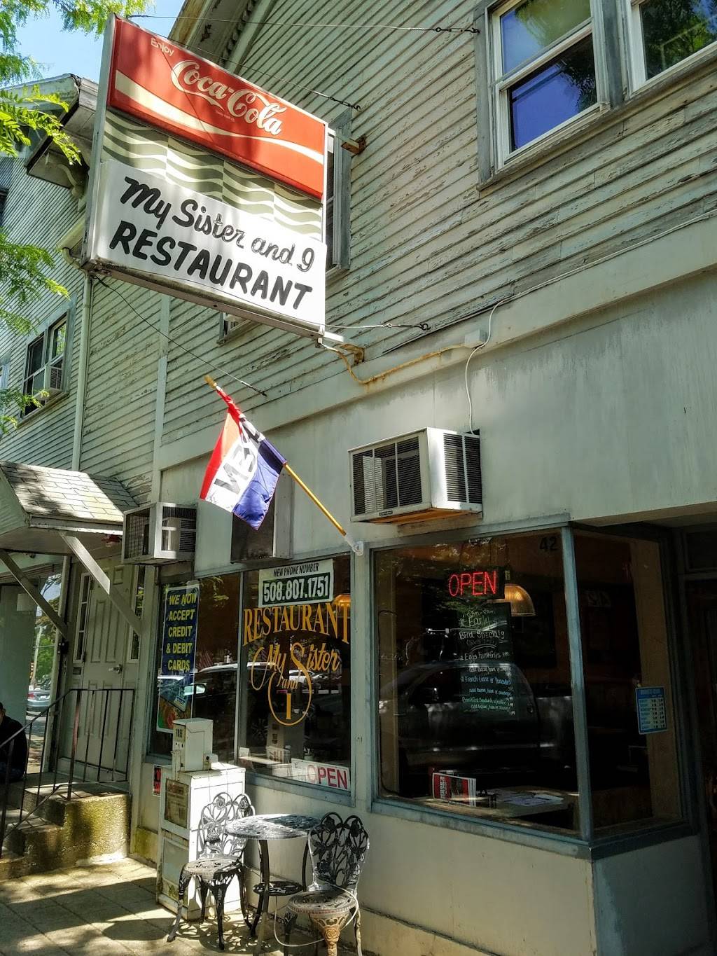 My Sister & I Restaurant | restaurant | 42 Central Square, Bridgewater, MA 02324, USA | 5088071751 OR +1 508-807-1751