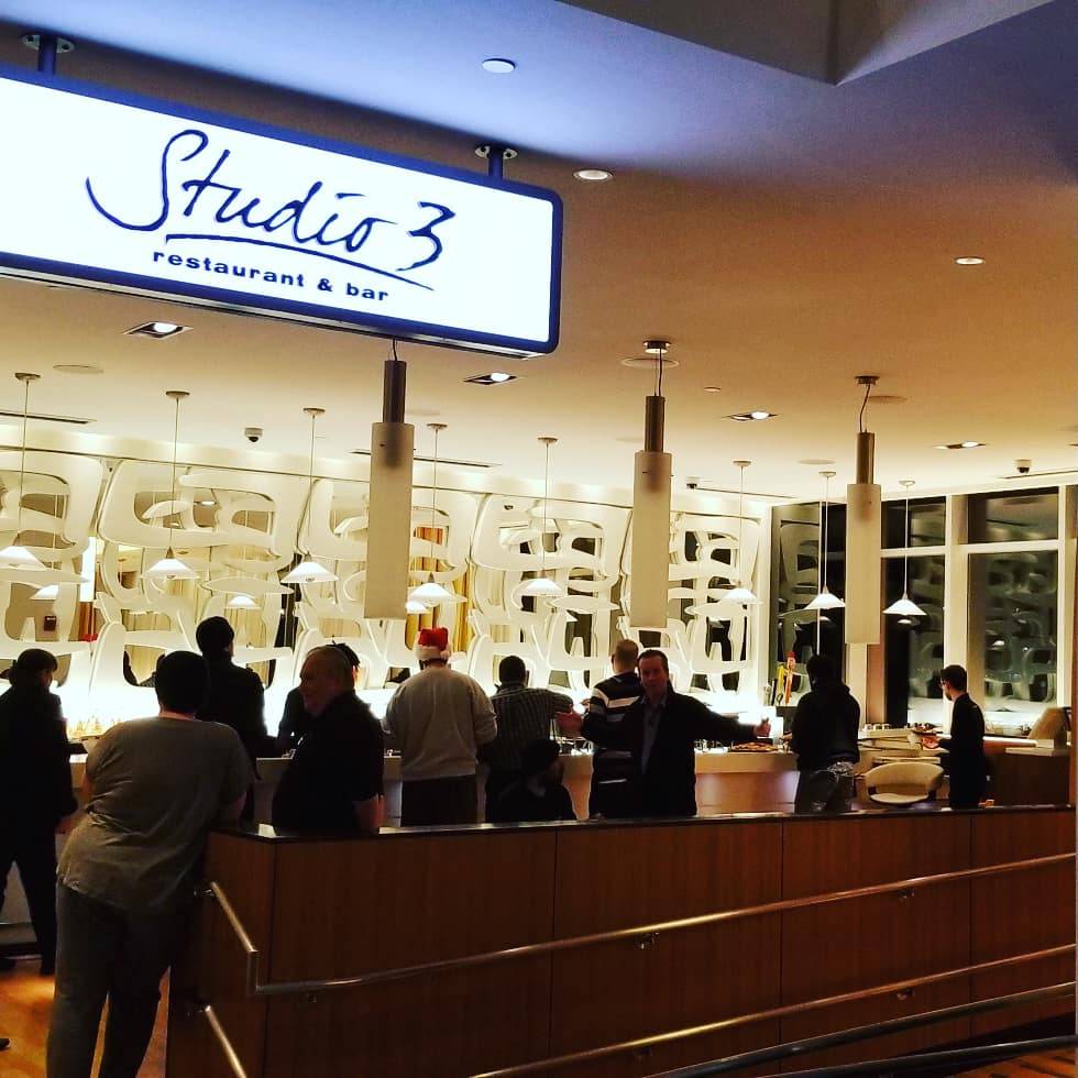 Studio 3 | restaurant | 24 Patriot Pl, Foxborough, MA 02035, USA | 5085431450 OR +1 508-543-1450