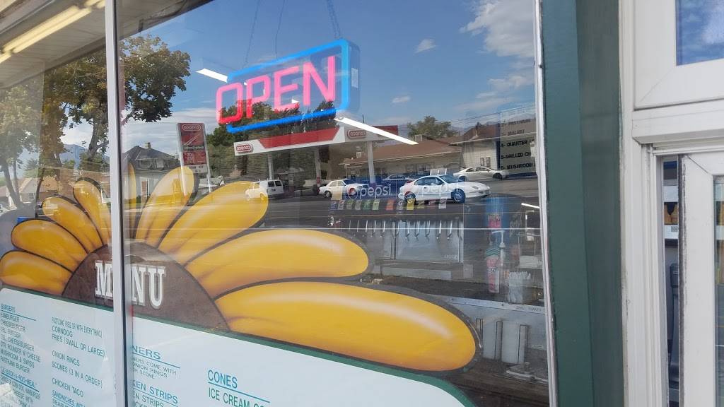 Daley Freez | restaurant | 50 E 100 N, Payson, UT 84651, USA | 8014653726 OR +1 801-465-3726