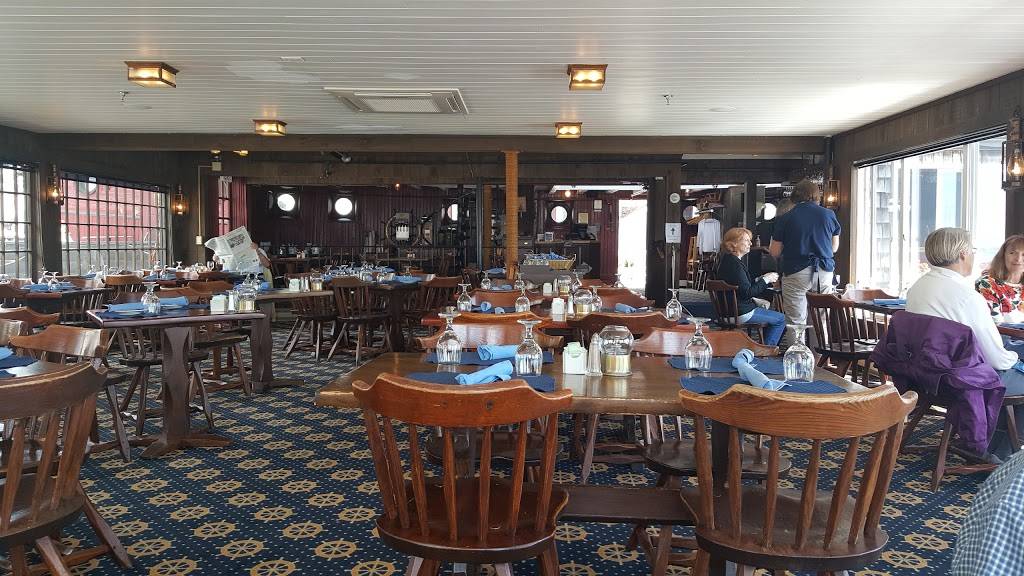 Tugboat Restaurant | restaurant | 82 Commercial St, Boothbay Harbor, ME 04538, USA | 2076334434 OR +1 207-633-4434