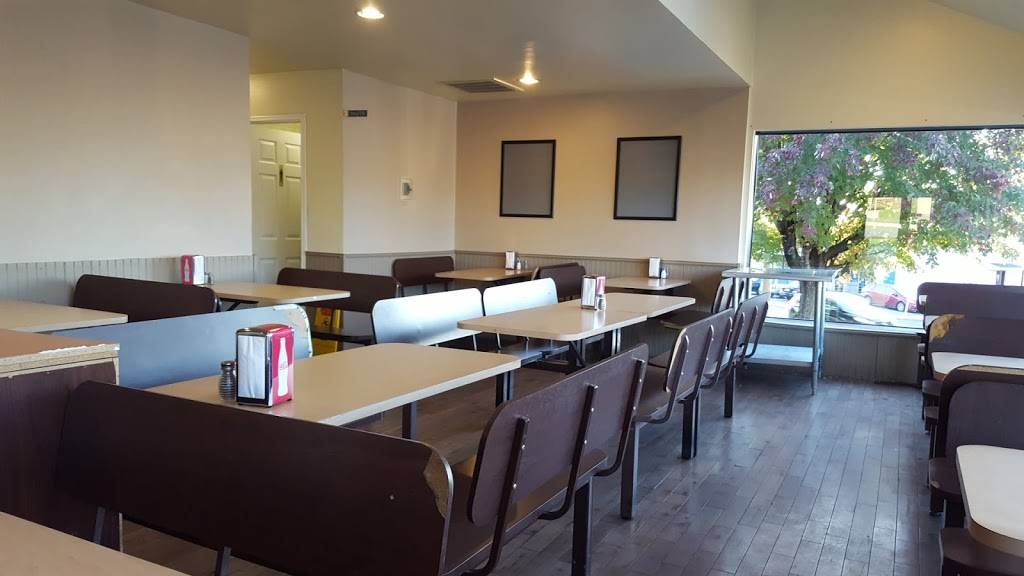 Cantine Chez Richard | restaurant | 406 Rue Denison O, Granby, QC J2G 4E8, Canada | 4507774950 OR +1 450-777-4950