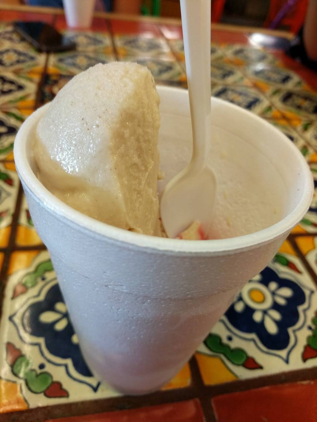 La Gloria Restaurant | restaurant | 5950, 430 S Oxnard Blvd, Oxnard, CA 93030, USA | 8054868735 OR +1 805-486-8735