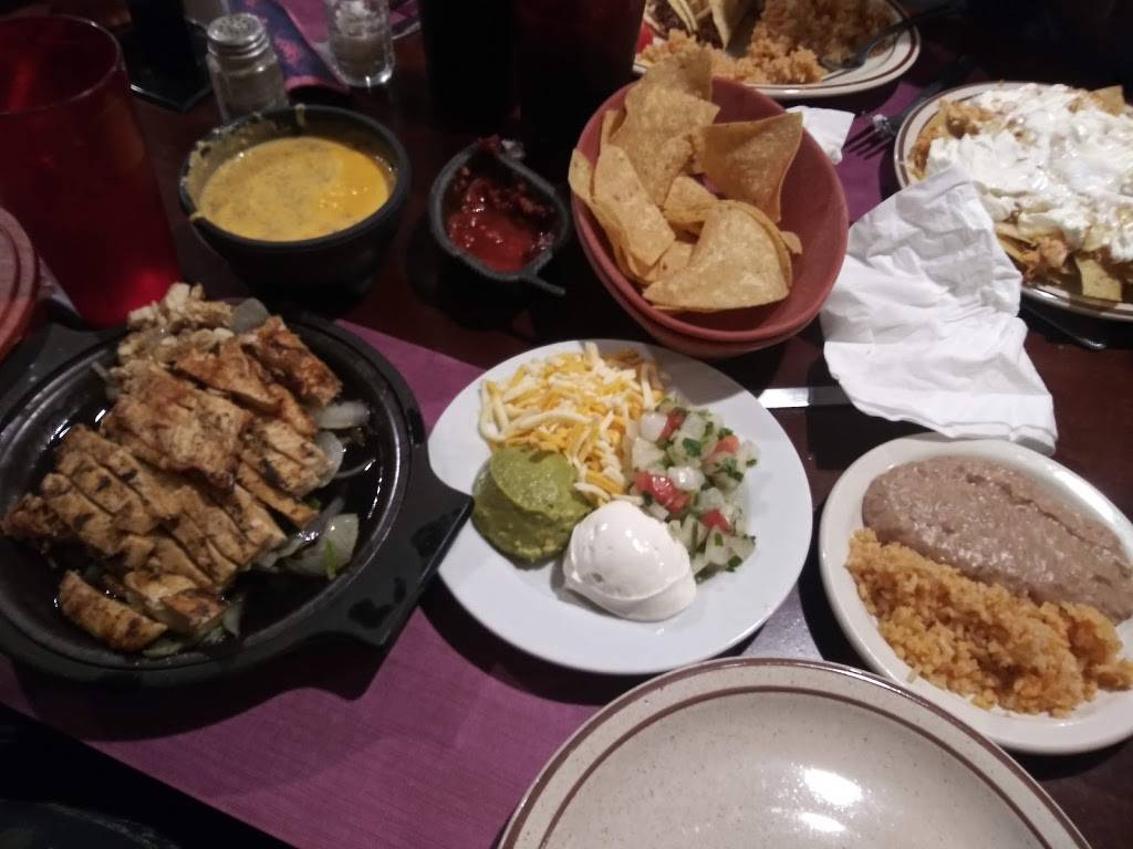 3 Hermanos | restaurant | 33019 W Jefferson Ave, Rockwood, MI 48173, USA | 7343799600 OR +1 734-379-9600