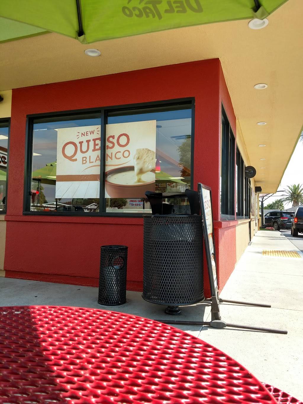 Del Taco | meal takeaway | 3730 E Chapman Ave, Orange, CA 92869, USA | 7149974550 OR +1 714-997-4550