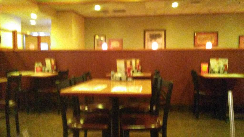 Dennys | restaurant | 233 S 3rd St, Terre Haute, IN 47807, USA | 8122340699 OR +1 812-234-0699