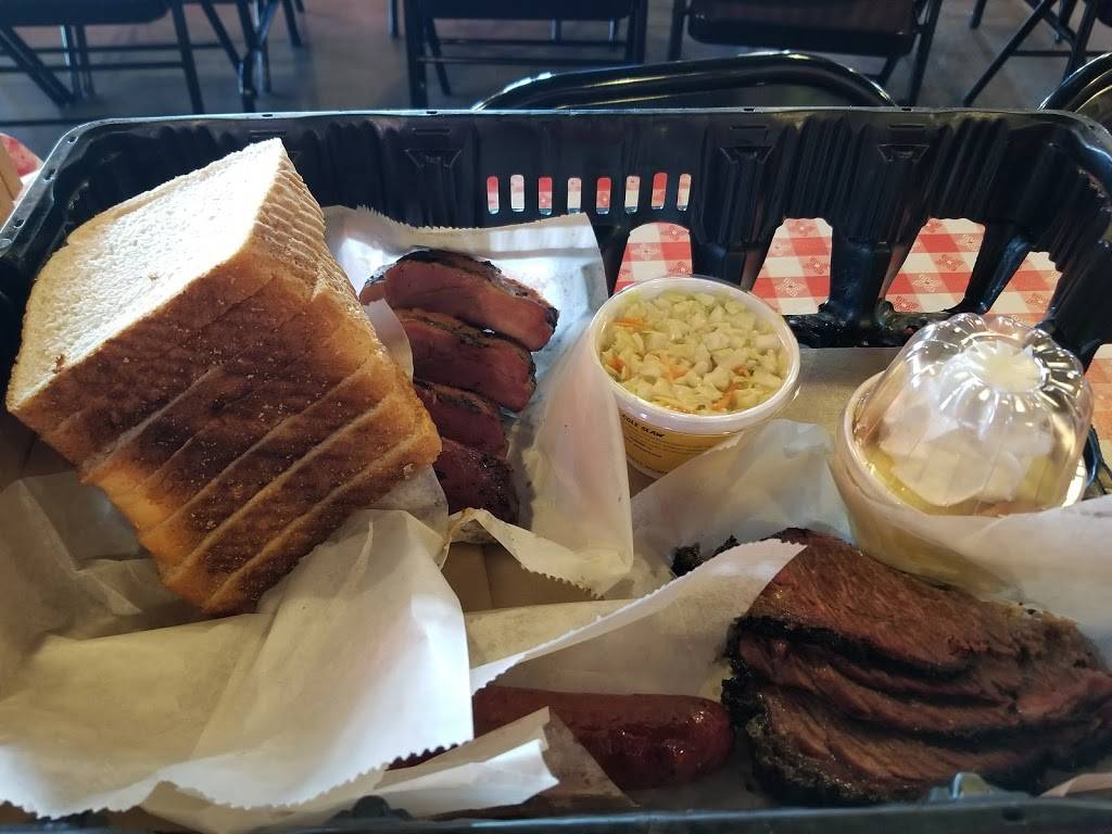 Rudys "Country Store" and Bar-B-Q | restaurant | 2473 W 28th St, Greeley, CO 80634, USA | 9705007000 OR +1 970-500-7000