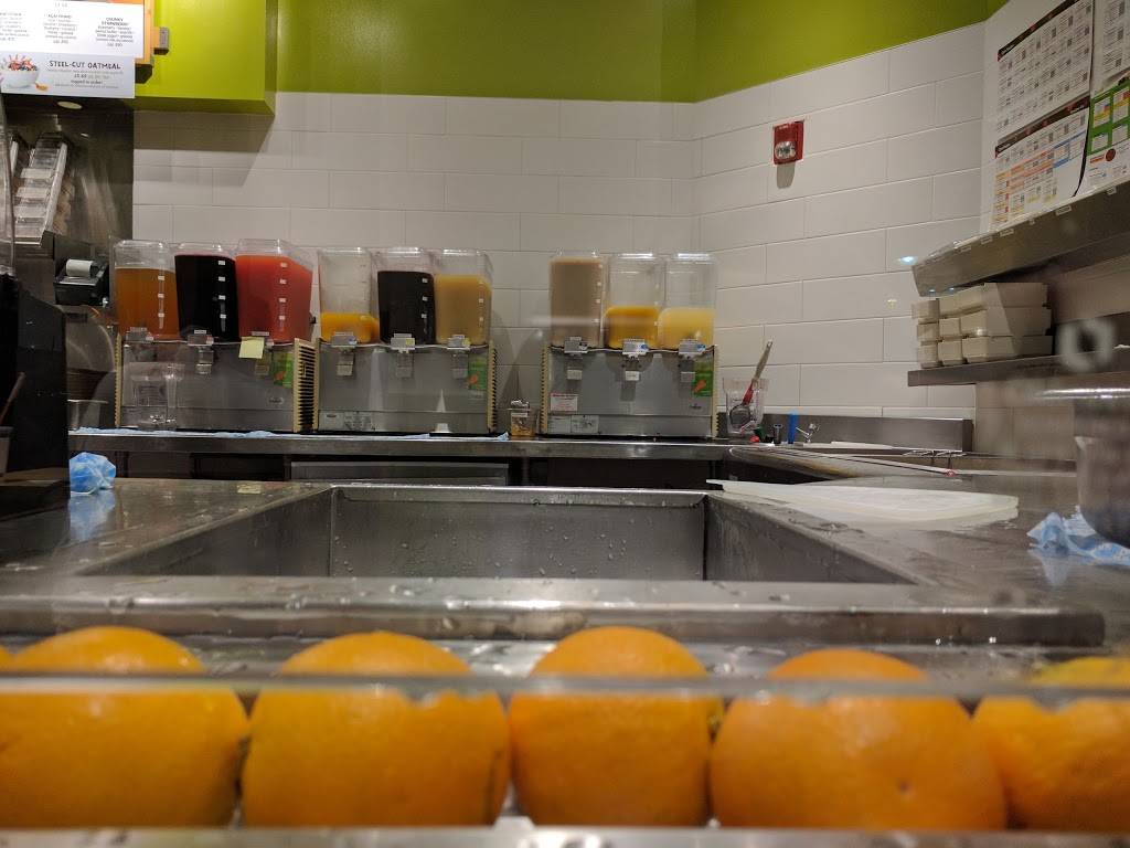 Jamba Juice Streets of Woodfield | restaurant | 601 N Martingale Rd Ste. #310, Schaumburg, IL 60173, USA | 8479951445 OR +1 847-995-1445