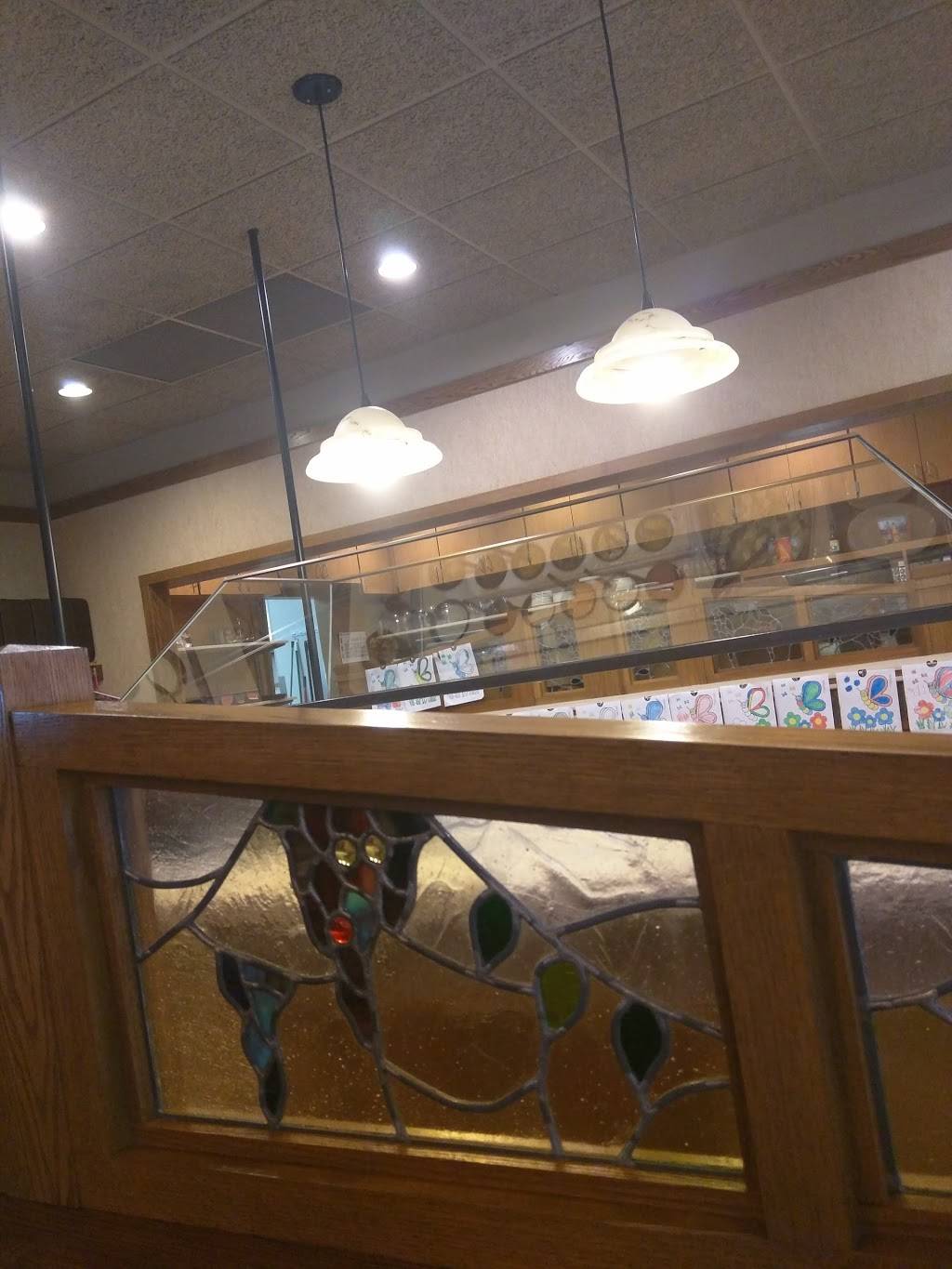 Pizza Hut | meal takeaway | 825 Phillips Blvd, Sauk City, WI 53583, USA | 6086434343 OR +1 608-643-4343