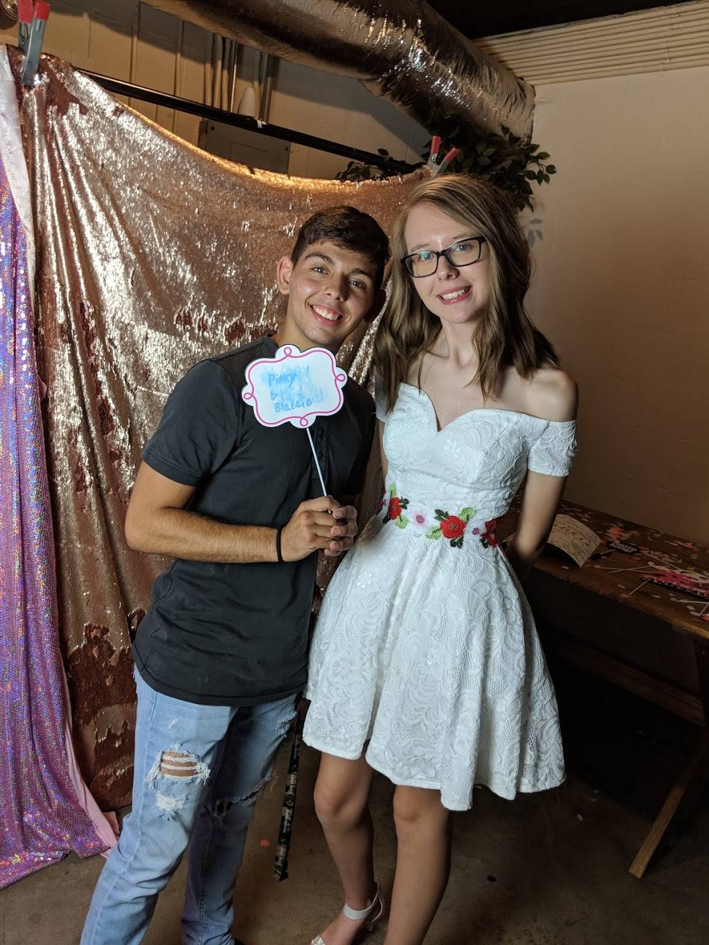 The Stables Event Space |  | 1726 TN-100, Centerville, TN 37033, USA | 9319941969 OR +1 931-994-1969