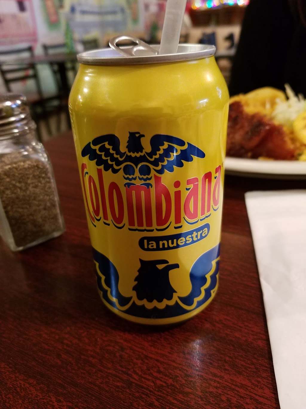 La Terraza Restaurant Bar | restaurant | 19 Bennington St, Boston, MA 02128, USA | 6175615200 OR +1 617-561-5200