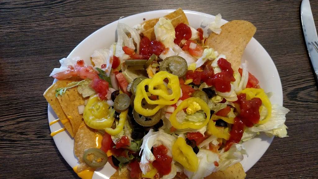 Bucks Country Cookin | restaurant | 105 Plaza Dr, West Branch, MI 48661, USA | 9893451818 OR +1 989-345-1818