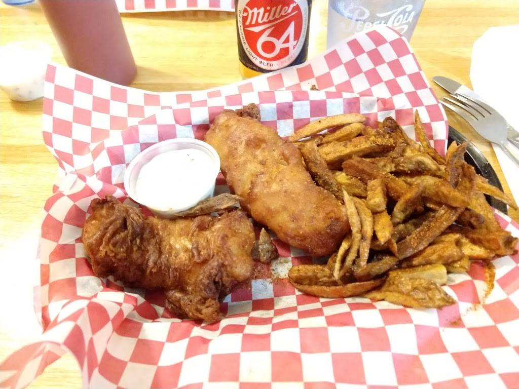 Creamery Pizza & Ice Cream | restaurant | 407 S Mill St, Rushford, MN 55971, USA | 5078647214 OR +1 507-864-7214