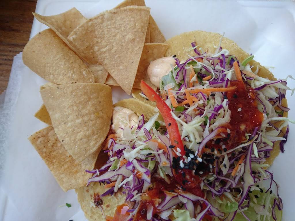 Kanaloa Seafood | restaurant | 5163, 251 Lombard St, Oxnard, CA 93030, USA | 8059665159 OR +1 805-966-5159