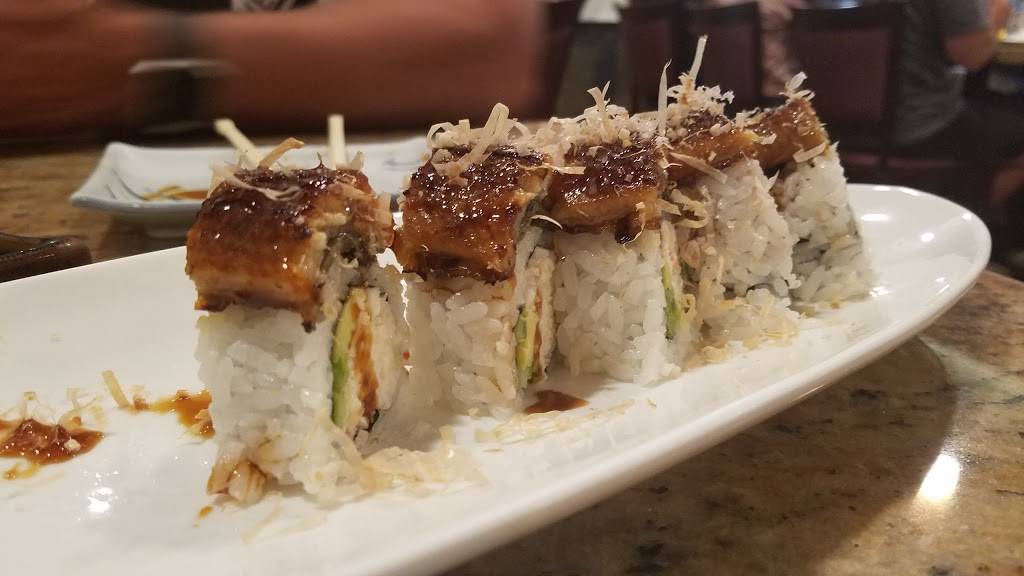 Hana Sushi | restaurant | 29989 Canyon Hills Rd # 1705, Lake Elsinore, CA 92532, USA | 9512441200 OR +1 951-244-1200