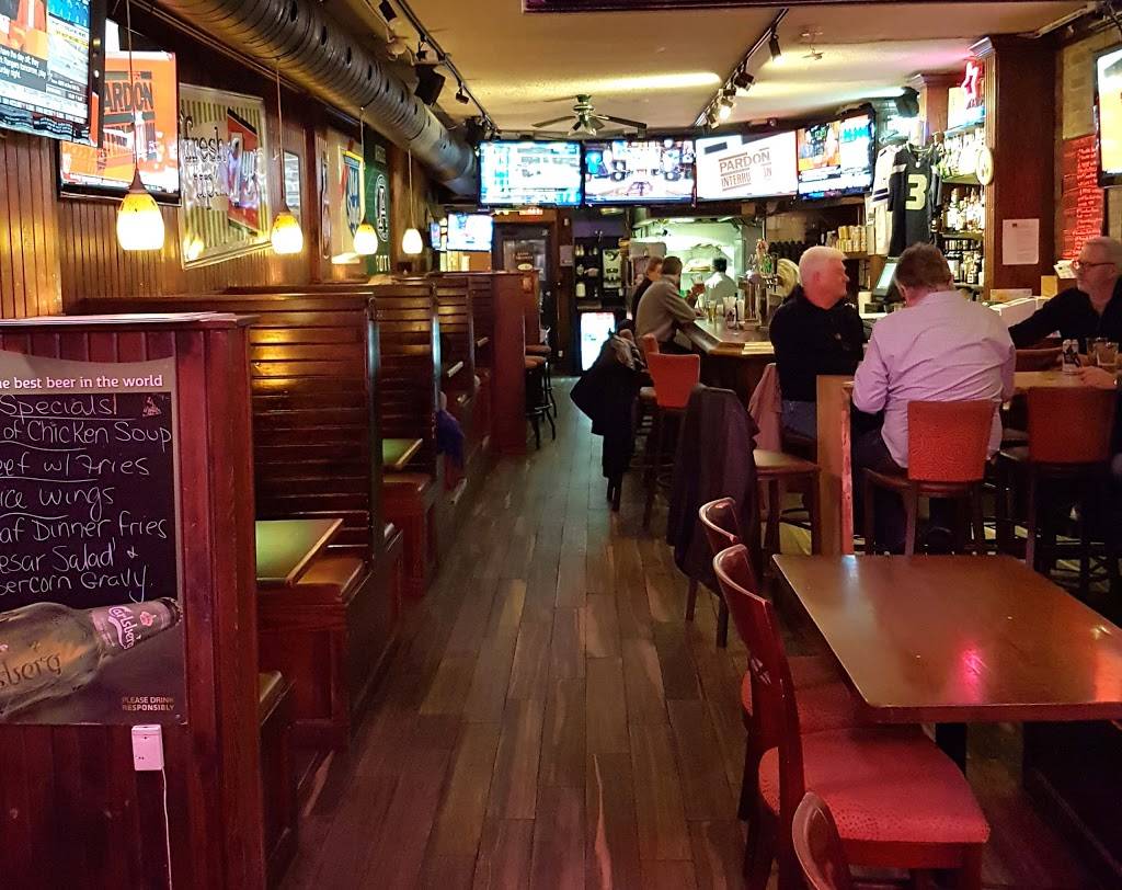 Gabbys | restaurant | 2899 Bloor St W, Etobicoke, ON M8X 1B3, Canada | 4162342899 OR +1 416-234-2899