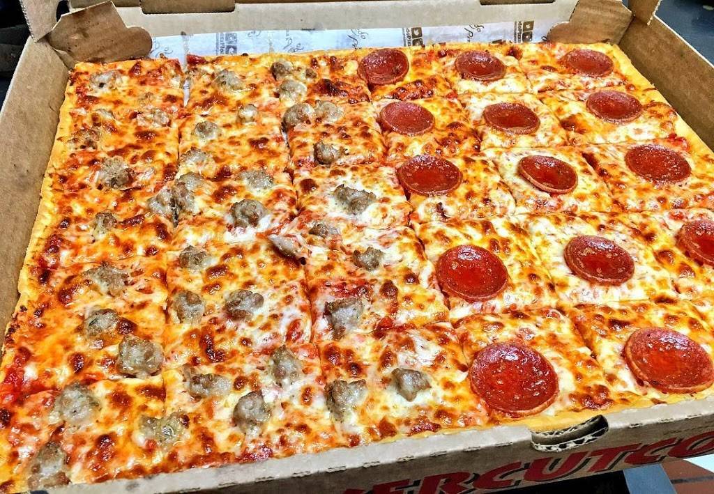 Ledo Pizza | meal takeaway | 7190 Troy Hill Dr, Elkridge, MD 21075, USA | 4437763762 OR +1 443-776-3762