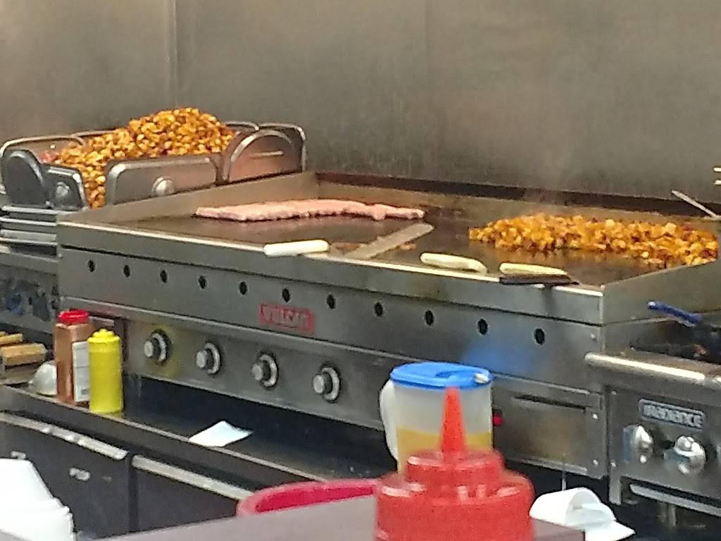 Beantown Diner | cafe | 593 Washington St, Stoughton, MA 02072, USA | 7813446915 OR +1 781-344-6915