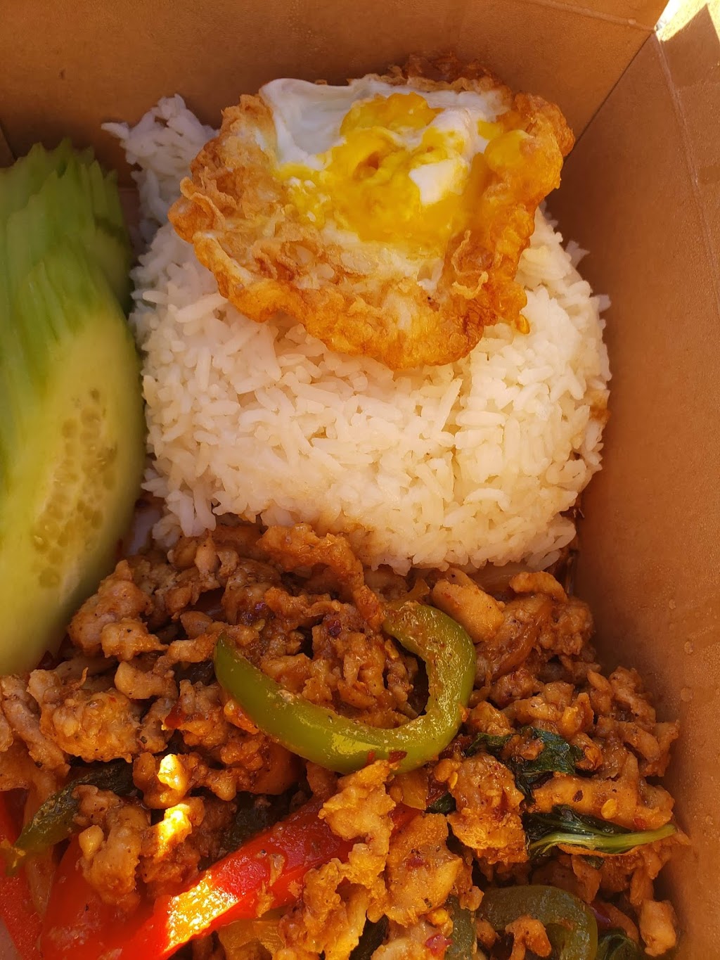 Khob Khun Thai Food | restaurant | 29785 Ellensburg Ave, Gold Beach, OR 97444, USA | 5414255122 OR +1 541-425-5122