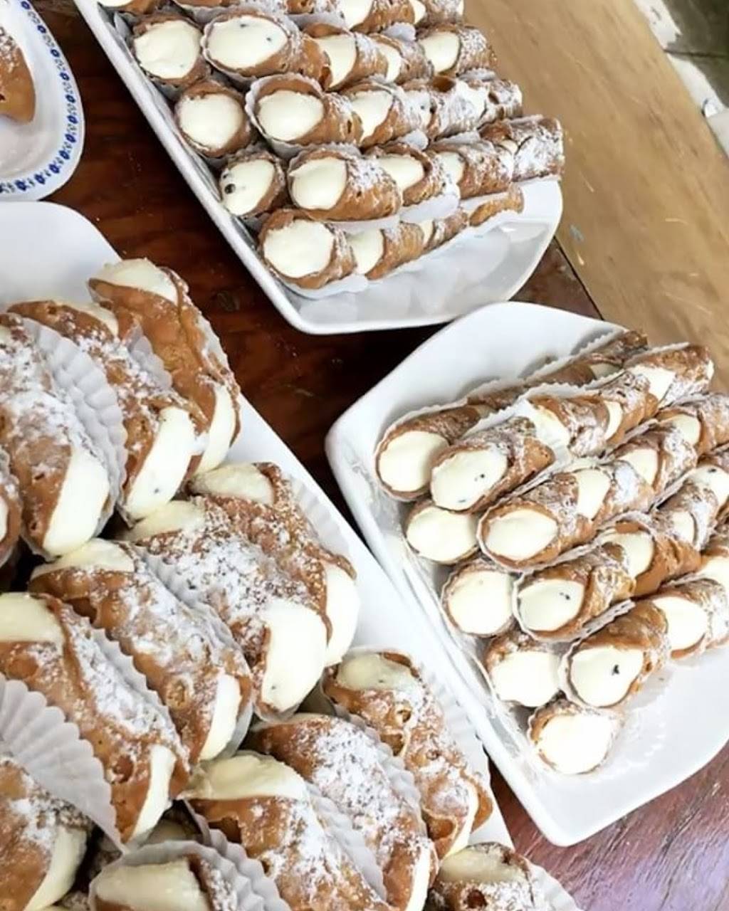 Pâtisserie Boulangerie Del Sole Anjou | bakery | 7750 Boul Henri-Bourassa E, Montréal, QC H1E 1P2, Canada | 5146483222 OR +1 514-648-3222