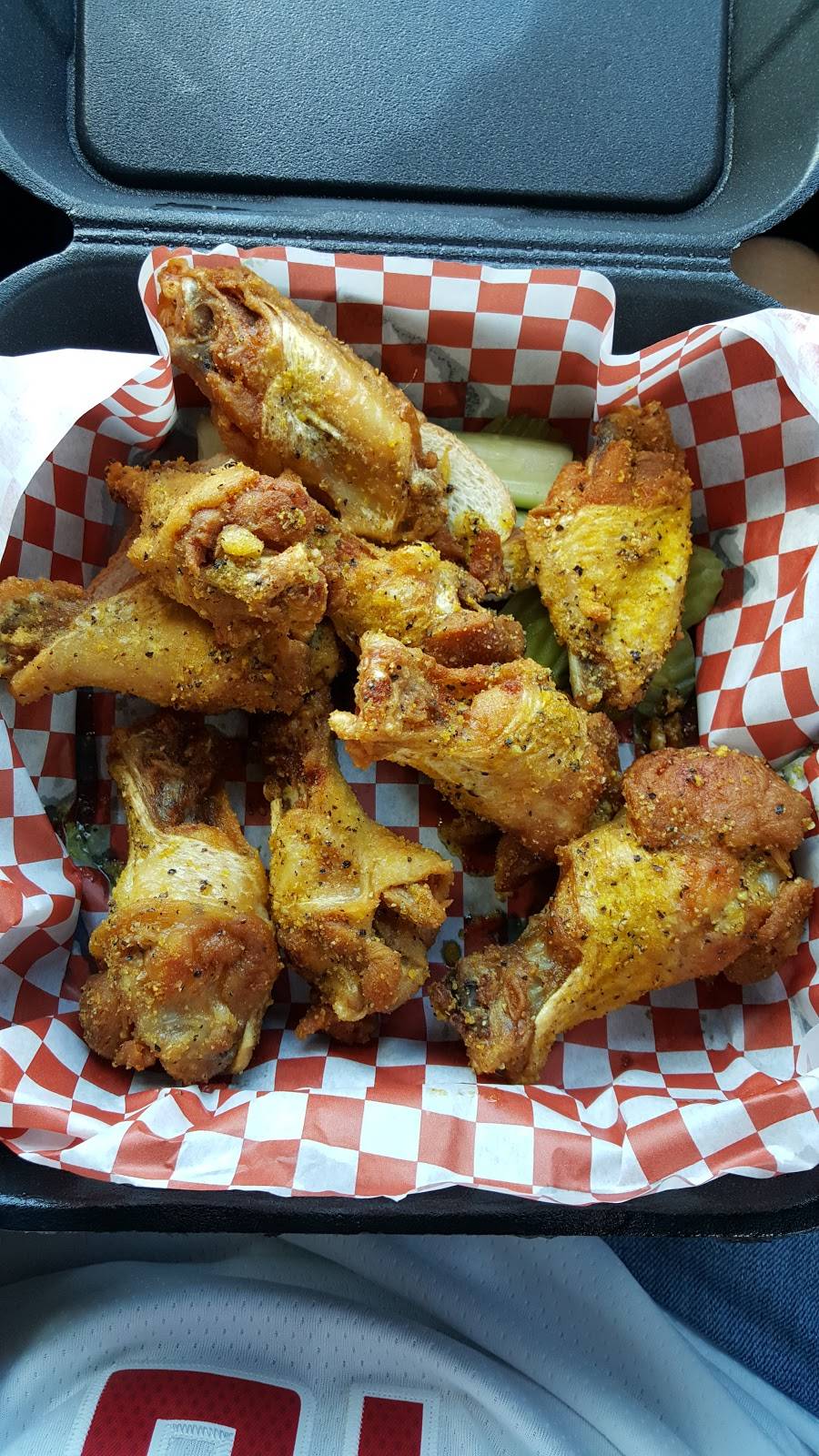 Extreme Hot Wings | restaurant | 5307 Mt View Rd, Antioch, TN 37013, USA | 6157306855 OR +1 615-730-6855