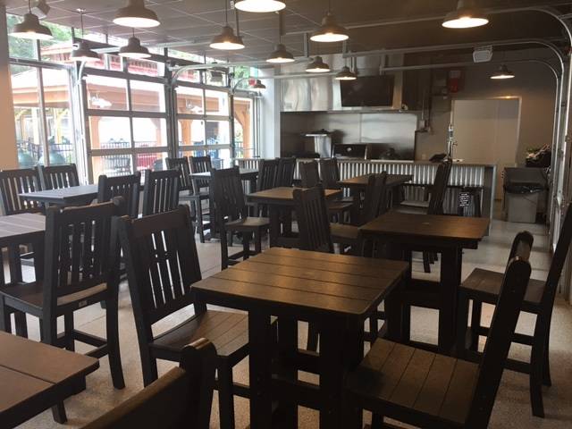 Sullys Grill at Sullivan Hardware & Garden | restaurant | 6955 N Keystone Ave, Indianapolis, IN 46220, USA | 3172559230 OR +1 317-255-9230