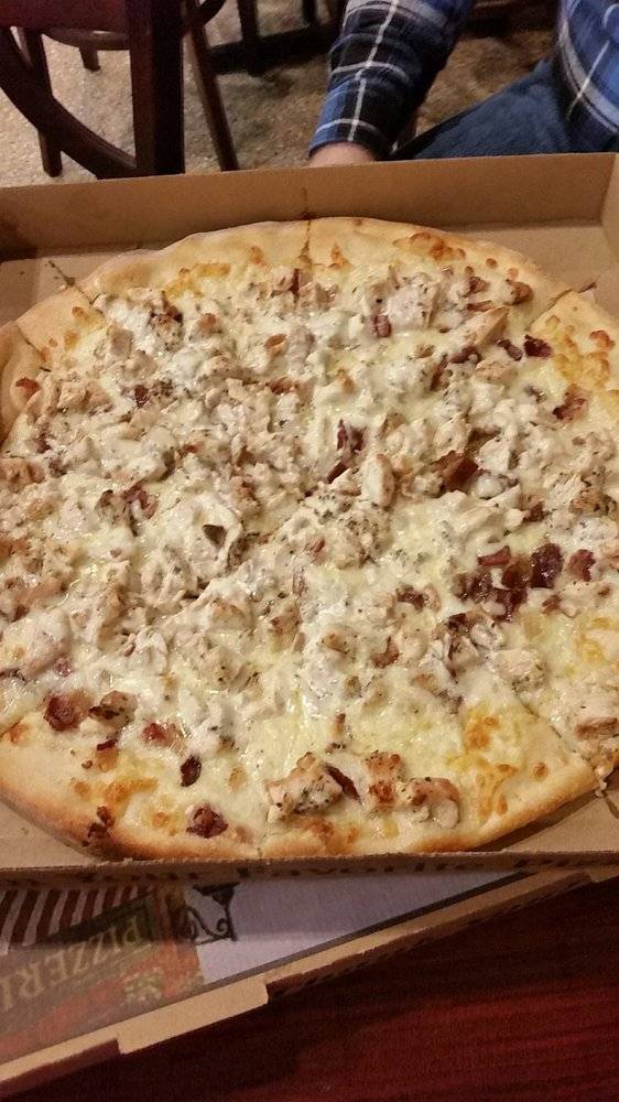 Dominics Pizza | meal delivery | 1961 Brunswick Pike, Lawrence Township, NJ 08648, USA | 6096955577 OR +1 609-695-5577