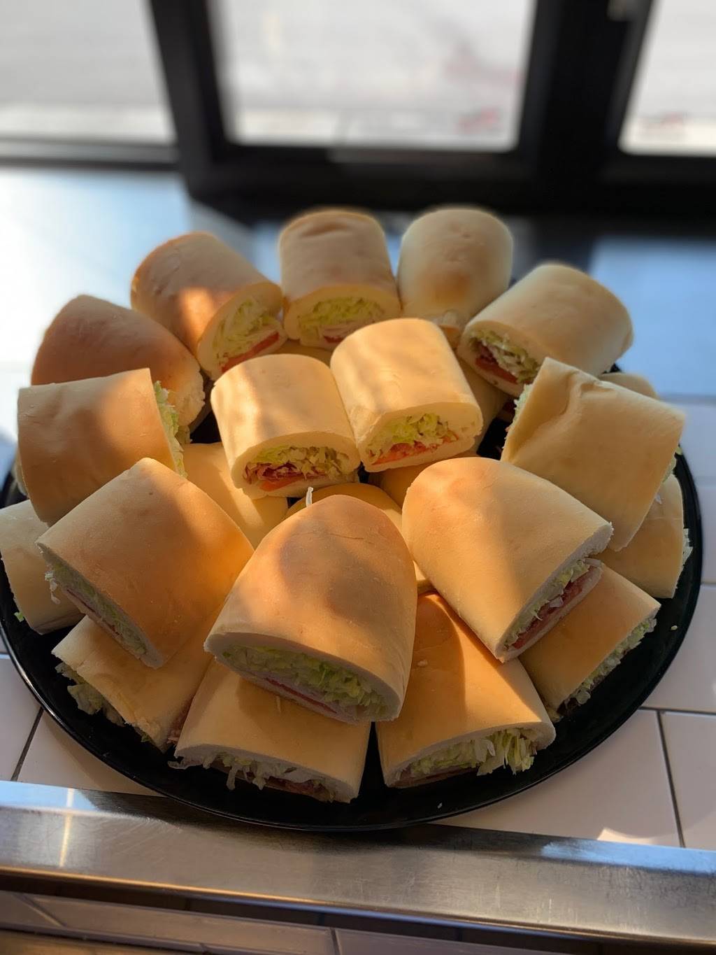 Jimmy Johns | meal delivery | 164 N Cedar Bluff Rd, Knoxville, TN 37923, USA | 8652470722 OR +1 865-247-0722