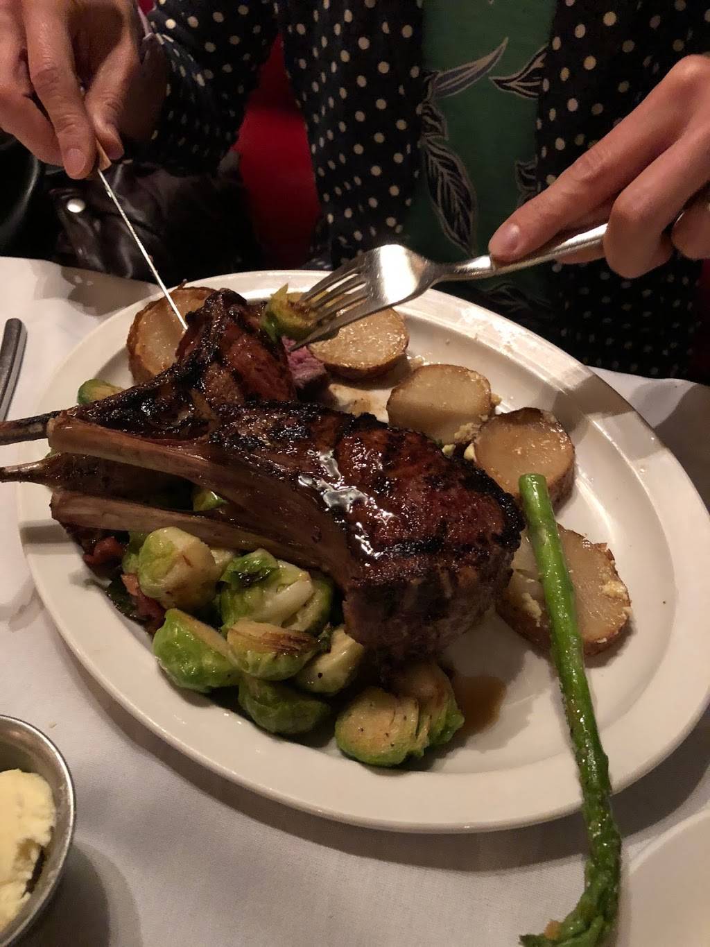 21 at the Frederick | restaurant | 940 4th Ave, Huntington, WV 25701, USA | 3045290222 OR +1 304-529-0222