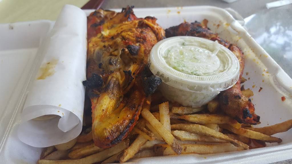 Dinos Chicken & Burgers | restaurant | 2575 Pico Blvd, Los Angeles, CA 90006, USA | 2133803554 OR +1 213-380-3554