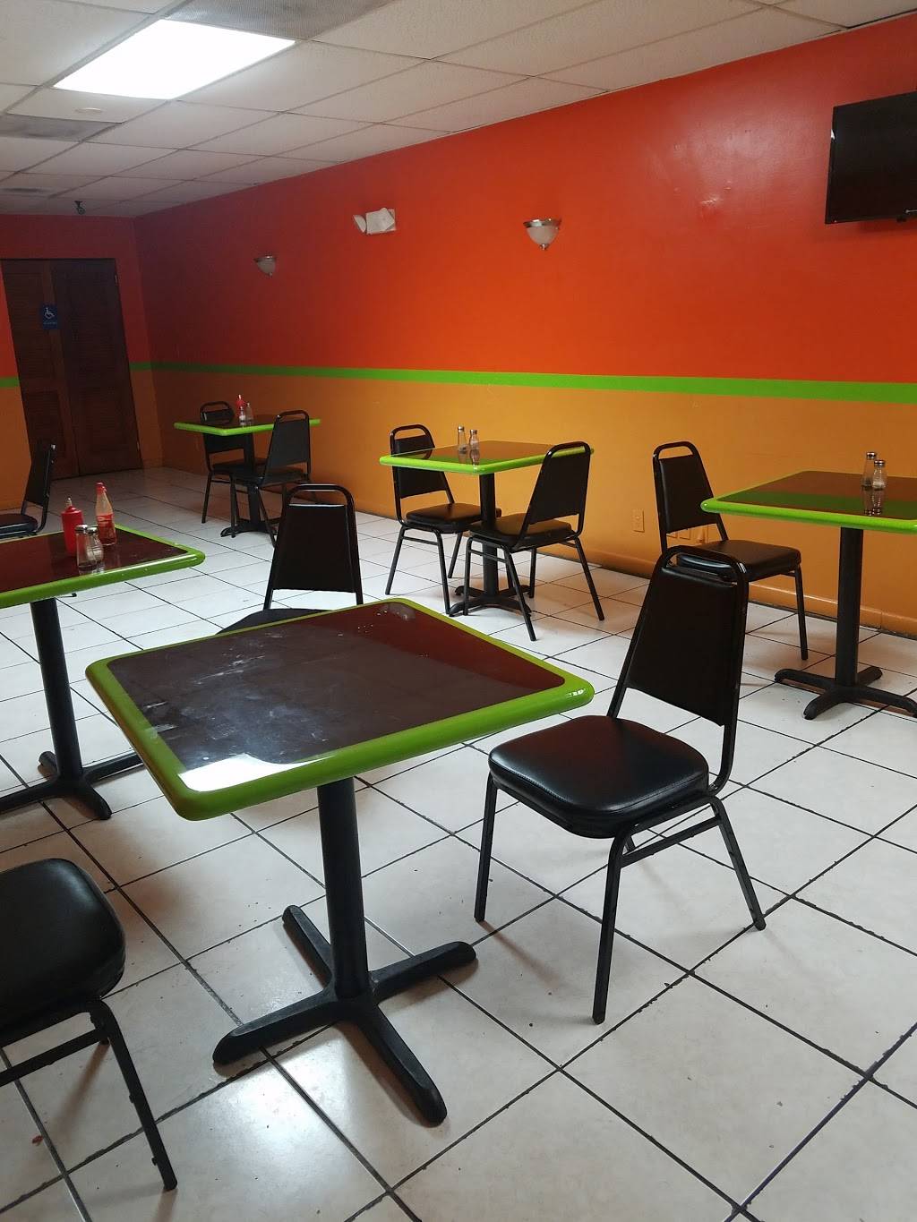 Yaad Spice | restaurant | 2100 45th St, West Palm Beach, FL 33407, USA | 5615086645 OR +1 561-508-6645