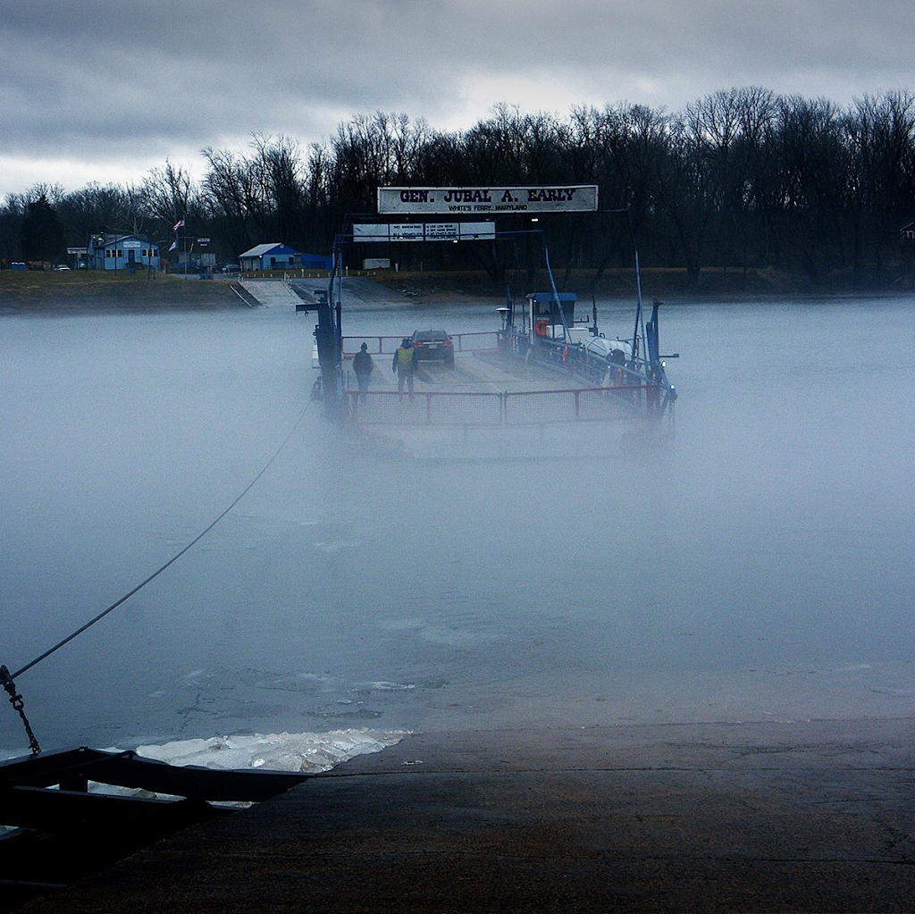 Whites Ferry Store & Grill | restaurant | 24801 Whites Ferry Rd, Dickerson, MD 20842, USA | 3013495200 OR +1 301-349-5200