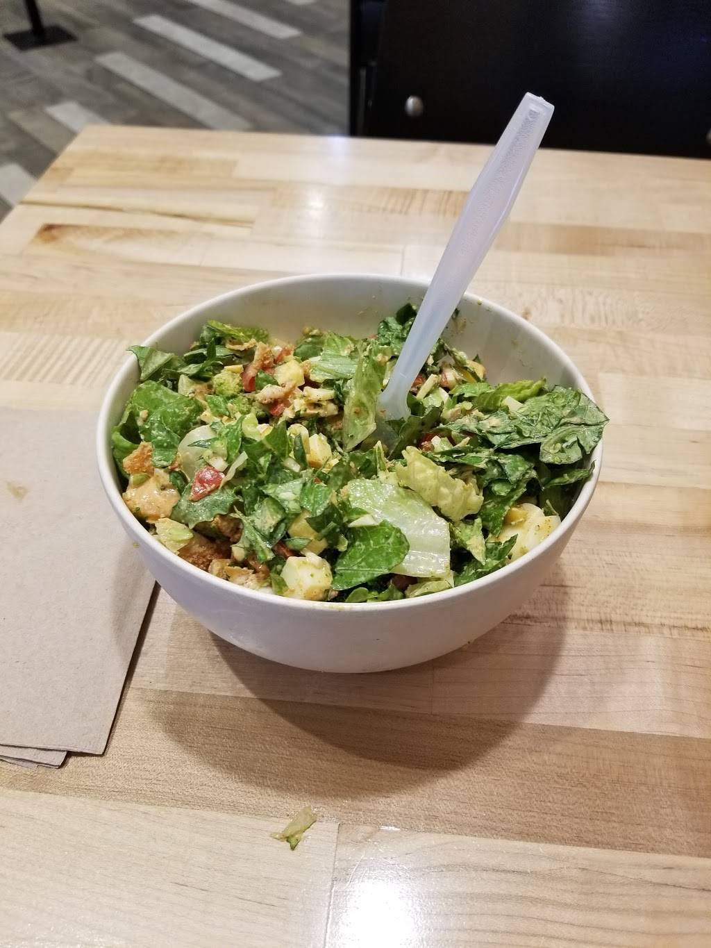 Chopt Creative Salad Co. | restaurant | 160 Maple Ave W, Vienna, VA 22180, USA | 7576561331 OR +1 757-656-1331