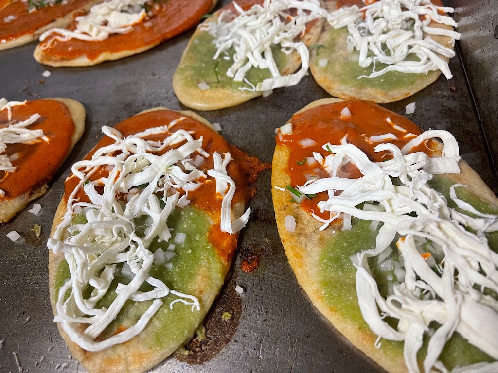 1 cinco de mayo deli | restaurant | 122 Railroad Ave, Center Moriches, NY 11934, USA | 6318744925 OR +1 631-874-4925