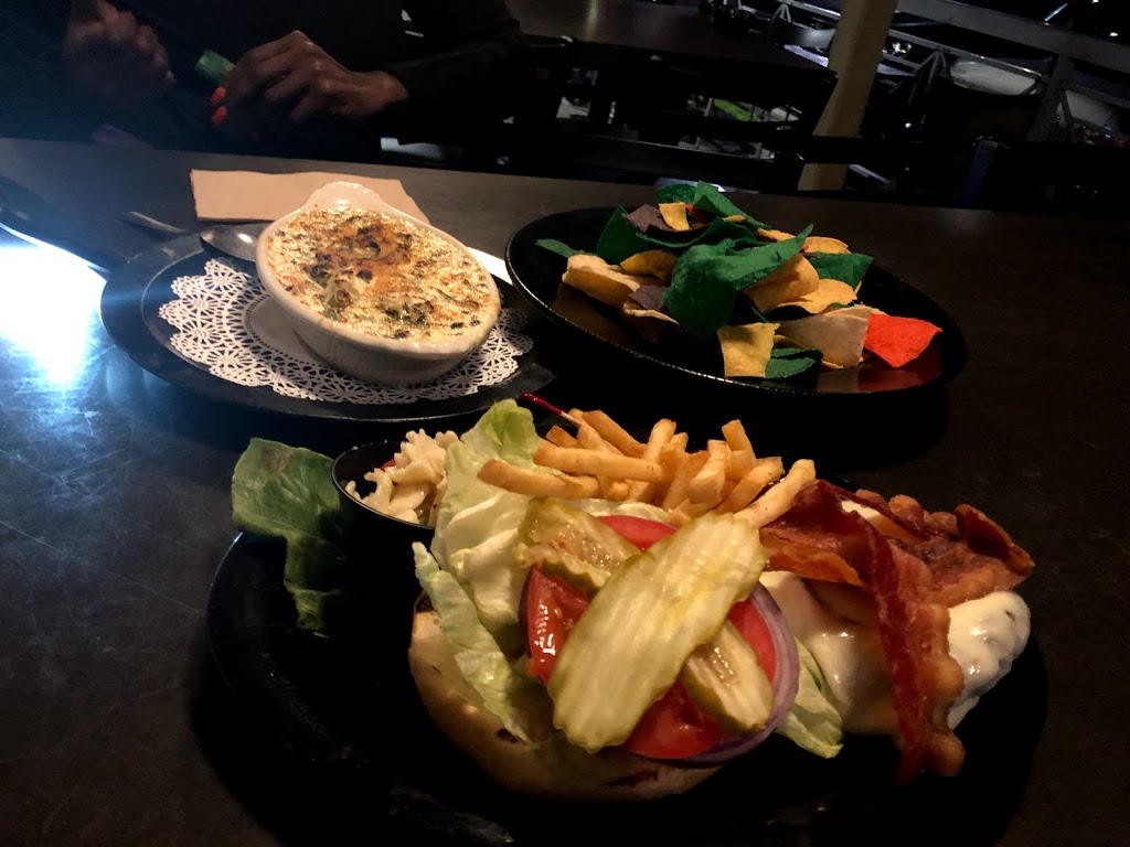 Shenanigans Sports Pub | restaurant | 3303 Sheridan St, Hollywood, FL 33021, USA | 9549819702 OR +1 954-981-9702