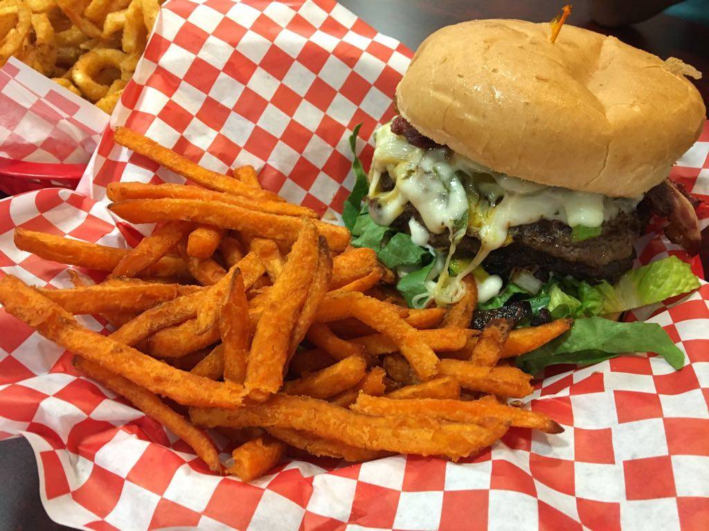 Jimmys Burger | restaurant | 6300 Independence Pkwy, Plano, TX 75023, USA | 4692983611 OR +1 469-298-3611