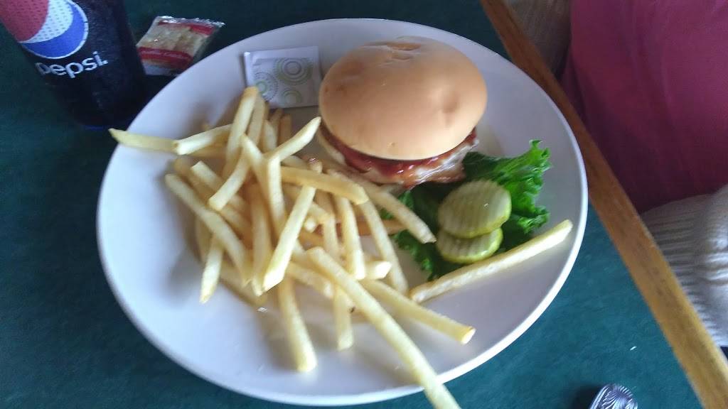 Silvernail Inn | restaurant | 2903 N Grandview Blvd, Pewaukee, WI 53072, USA | 2624469061 OR +1 262-446-9061