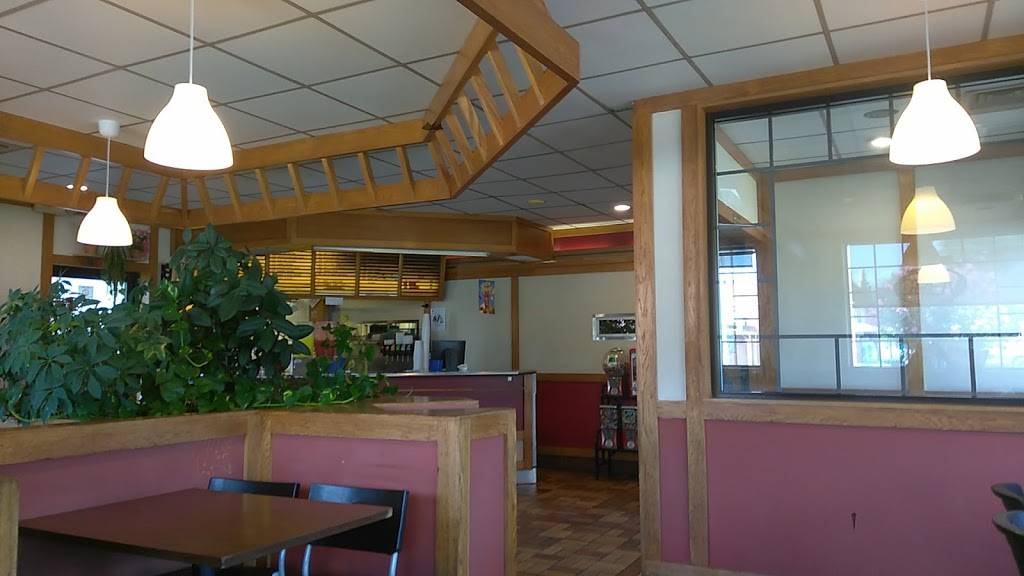 Kongs Express | restaurant | 903 S Zarzamora St, San Antonio, TX 78207, USA | 2104337727 OR +1 210-433-7727