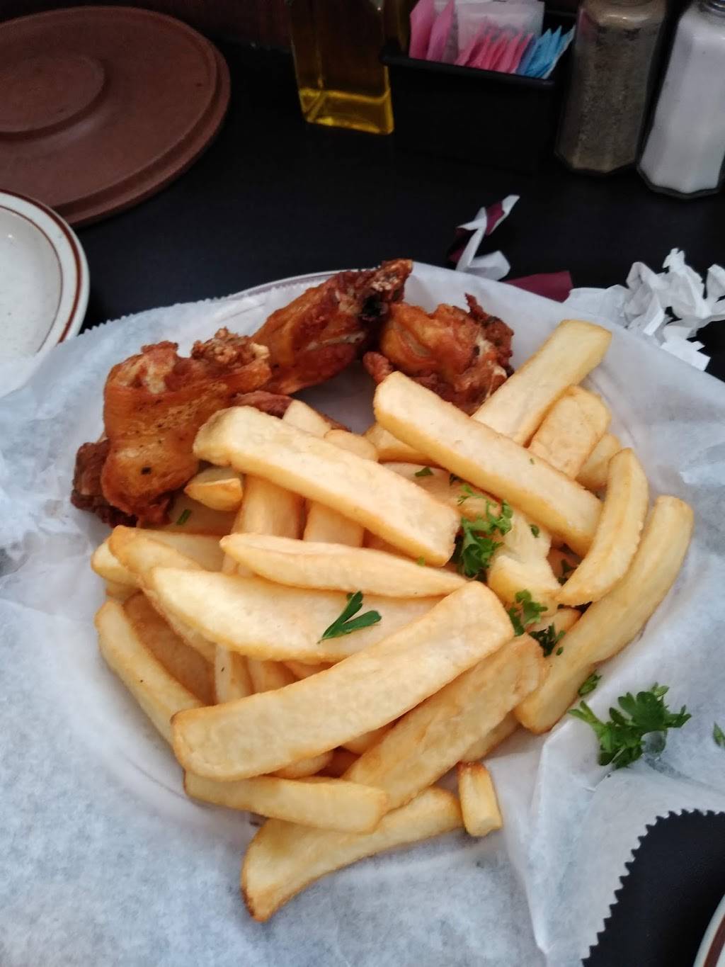 Shish Kabob | restaurant | 22151 Gratiot Ave, Eastpointe, MI 48021, USA | 5867777776 OR +1 586-777-7776