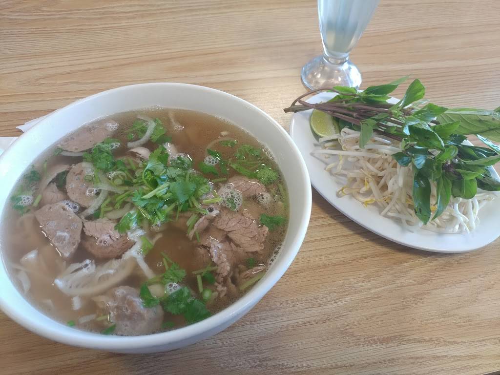 Phở Bình Minh Restaurant | restaurant | 1139 East March Lane # D # D, Stockton, CA 95210, USA | 2094771530 OR +1 209-477-1530