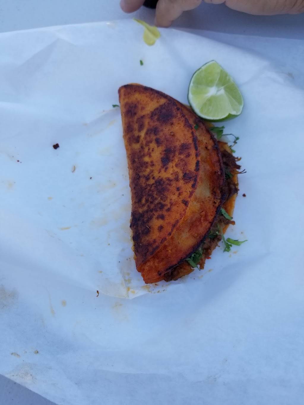 Tacos Yanez | restaurant | 536 E Cross Ave, Tulare, CA 93274, USA | 5597995871 OR +1 559-799-5871